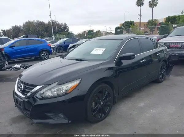 1N4AL3AP7HC218462 2017 NISSAN ALTIMA - Image 2