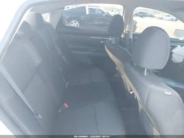 1N4AL3AP7HC221054 2017 NISSAN ALTIMA - Image 8