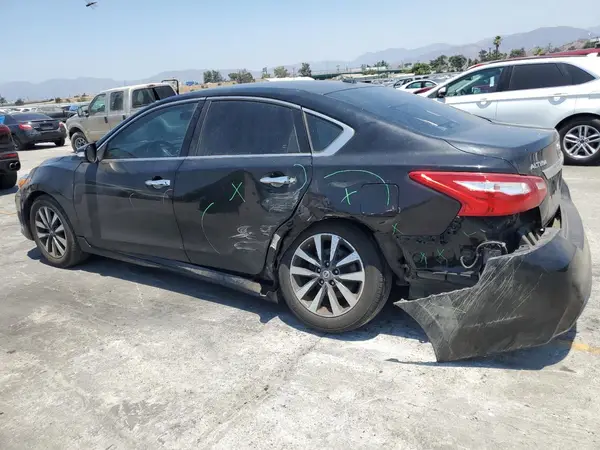 1N4AL3AP7HC227257 2017 NISSAN ALTIMA - Image 2