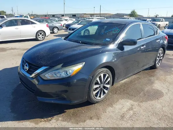 1N4AL3AP7HC227923 2017 NISSAN ALTIMA - Image 2