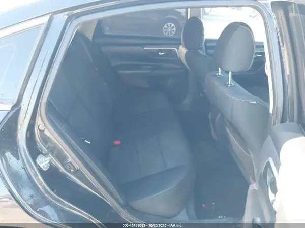 1N4AL3AP7HC227923 2017 NISSAN ALTIMA - Image 8