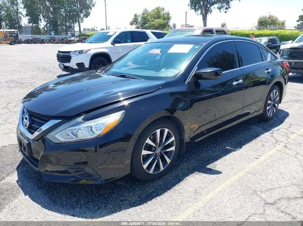 1N4AL3AP7HC229896 2017 NISSAN ALTIMA - Image 2