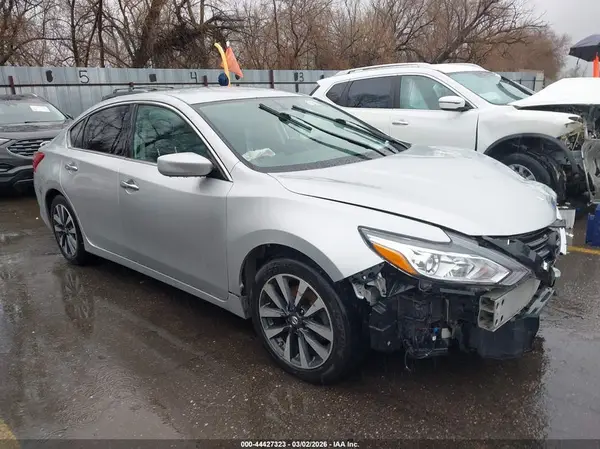 1N4AL3AP7HC231552 2017 NISSAN ALTIMA - Image 1
