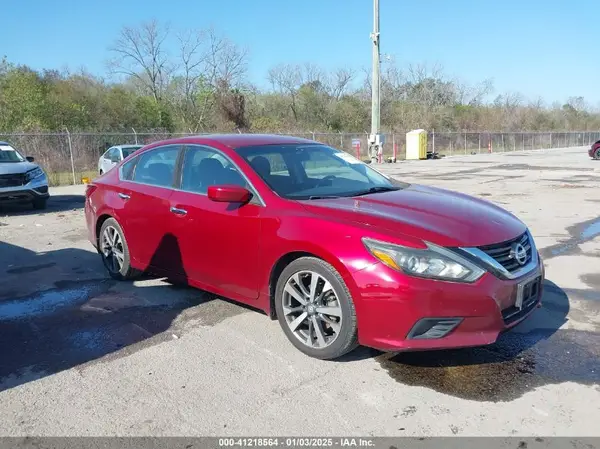 1N4AL3AP7HC232751 2017 NISSAN ALTIMA - Image 1