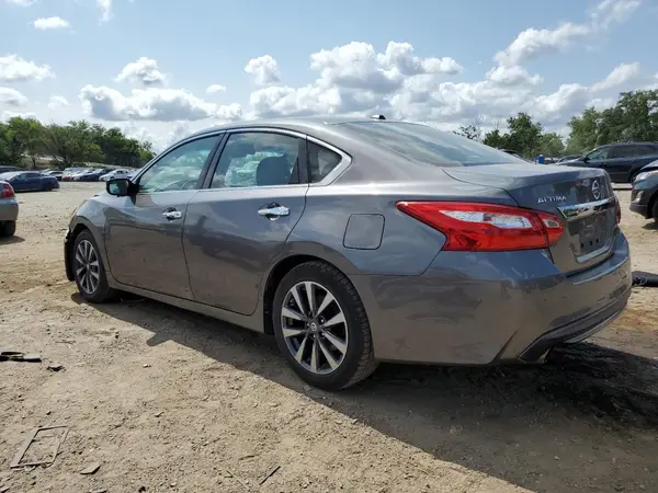 1N4AL3AP7HC236881 2017 NISSAN ALTIMA - Image 2