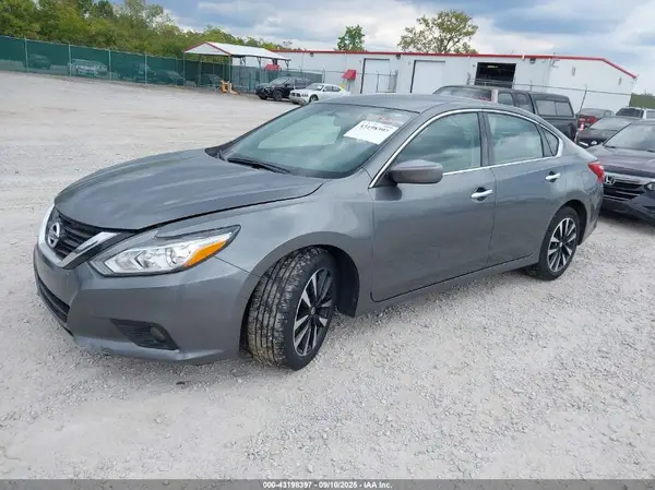 1N4AL3AP7HC239876 2017 NISSAN ALTIMA - Image 2