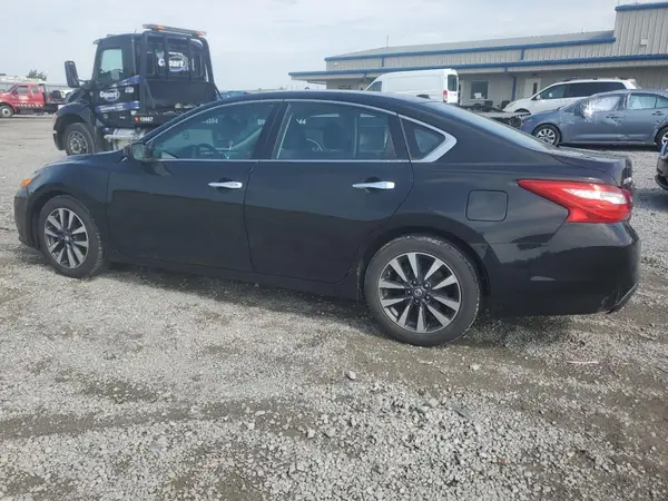 1N4AL3AP7HC240543 2017 NISSAN ALTIMA - Image 2
