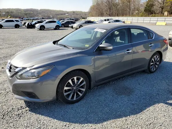1N4AL3AP7HC240705 2017 NISSAN ALTIMA - Image 1