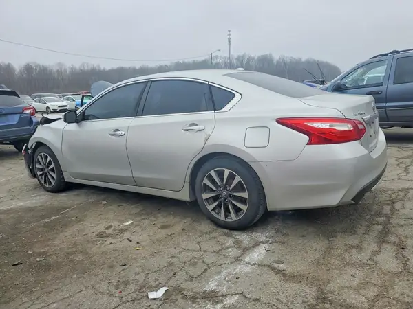 1N4AL3AP7HC241076 2017 NISSAN ALTIMA - Image 2