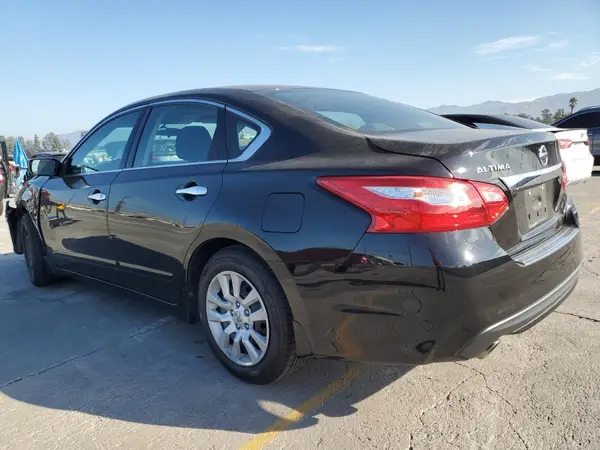 1N4AL3AP7HC241479 2017 NISSAN ALTIMA - Image 2