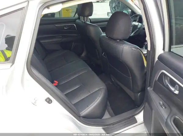 1N4AL3AP7HC243197 2017 NISSAN ALTIMA - Image 8