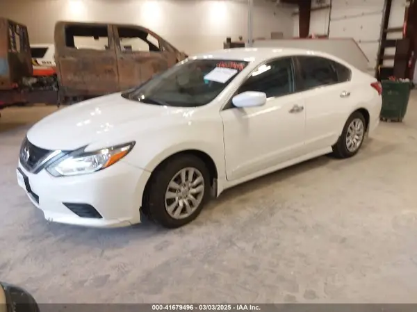 1N4AL3AP7HC243877 2017 NISSAN ALTIMA - Image 2