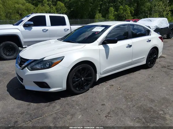 1N4AL3AP7HC243927 2017 NISSAN ALTIMA - Image 2