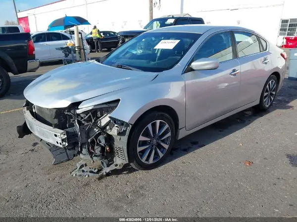 1N4AL3AP7HC244138 2017 NISSAN ALTIMA - Image 2