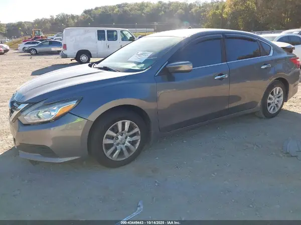 1N4AL3AP7HC246732 2017 NISSAN ALTIMA - Image 2