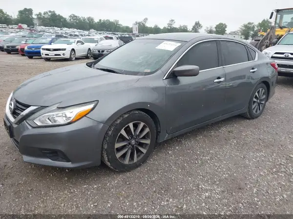 1N4AL3AP7HC247816 2017 NISSAN ALTIMA - Image 2