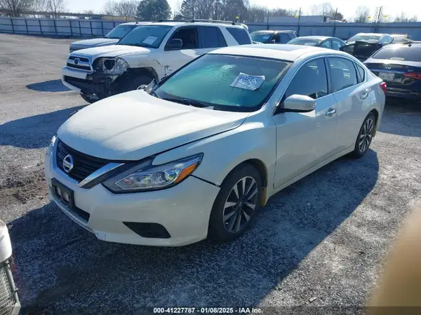 1N4AL3AP7HC249226 2017 NISSAN ALTIMA - Image 2