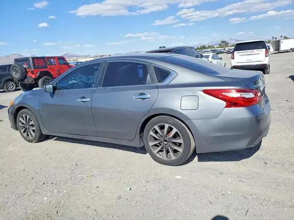 1N4AL3AP7HC250943 2017 NISSAN ALTIMA - Image 2