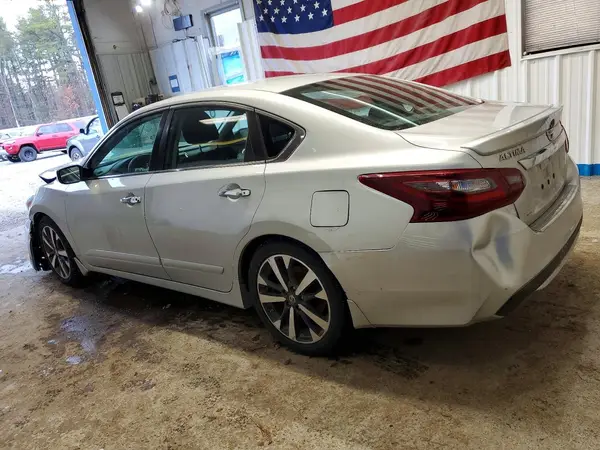 1N4AL3AP7HC253597 2017 NISSAN ALTIMA - Image 2