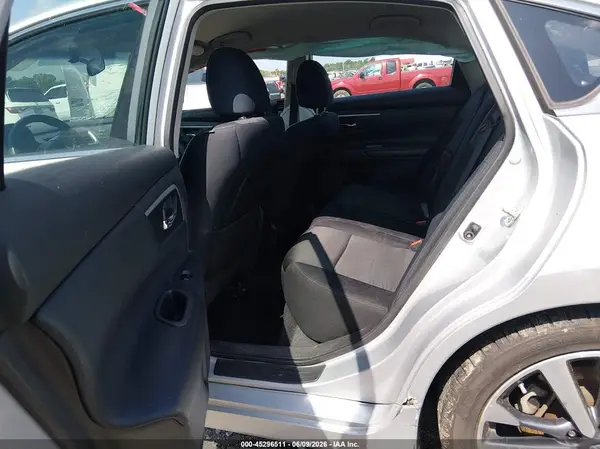1N4AL3AP7HC254586 2017 NISSAN ALTIMA - Image 8