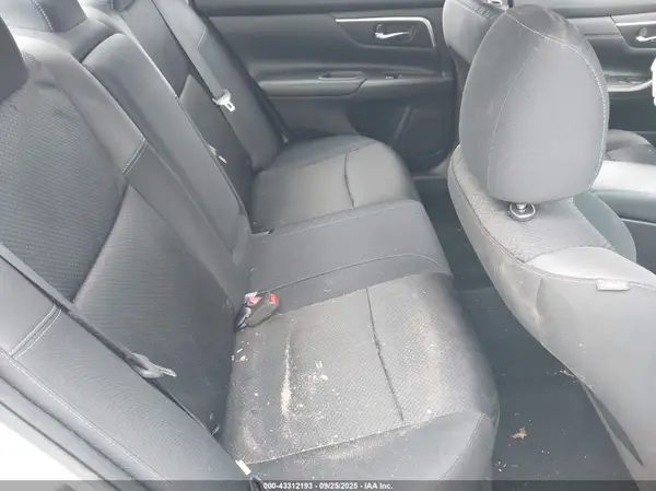 1N4AL3AP7HC258976 2017 NISSAN ALTIMA - Image 8