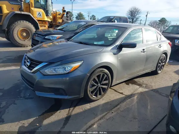 1N4AL3AP7HC263160 2017 NISSAN ALTIMA - Image 2