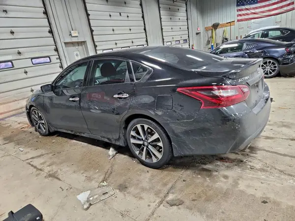 1N4AL3AP7HC264809 2017 NISSAN ALTIMA - Image 2