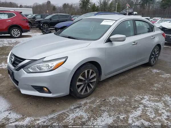 1N4AL3AP7HC266575 2017 NISSAN ALTIMA - Image 2