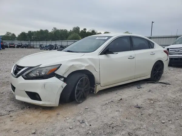 1N4AL3AP7HC270450 2017 NISSAN ALTIMA - Image 1