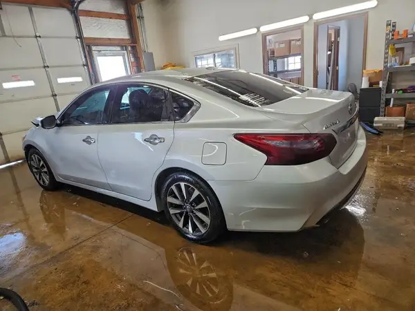 1N4AL3AP7HC271999 2017 NISSAN ALTIMA - Image 2