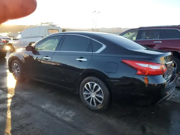 1N4AL3AP7HC274885 2017 NISSAN ALTIMA - Image 2
