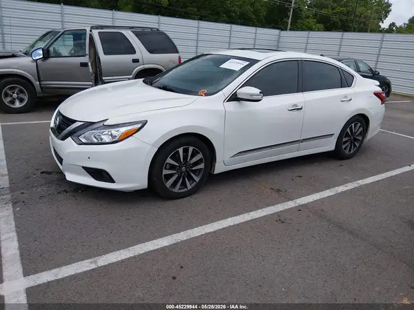 1N4AL3AP7HC281044 2017 NISSAN ALTIMA - Image 2