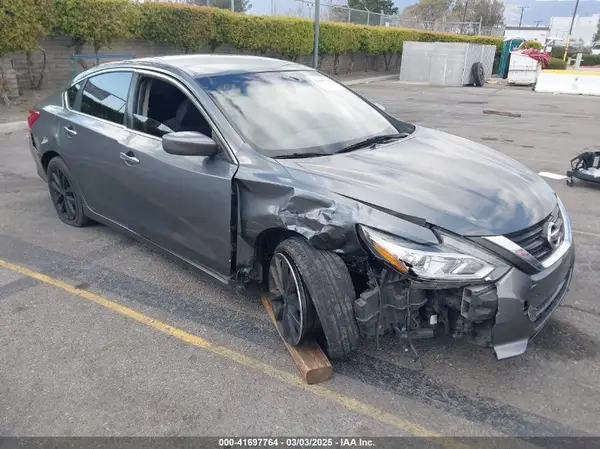 1N4AL3AP7HC284073 2017 NISSAN ALTIMA - Image 1