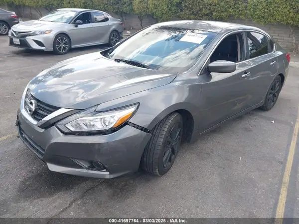 1N4AL3AP7HC284073 2017 NISSAN ALTIMA - Image 2