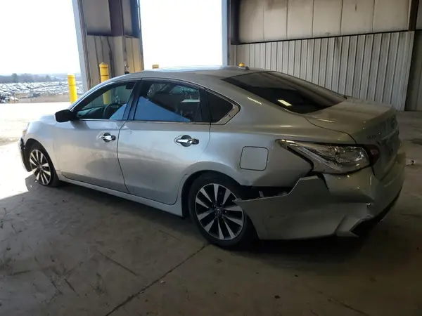 1N4AL3AP7HC288821 2017 NISSAN ALTIMA - Image 2