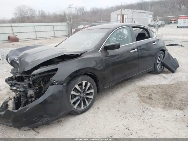 1N4AL3AP7HC290178 2017 NISSAN ALTIMA - Image 2