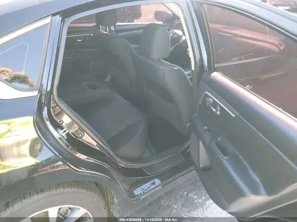 1N4AL3AP7HC293078 2017 NISSAN ALTIMA - Image 8