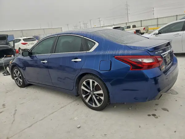 1N4AL3AP7HC293968 2017 NISSAN ALTIMA - Image 2