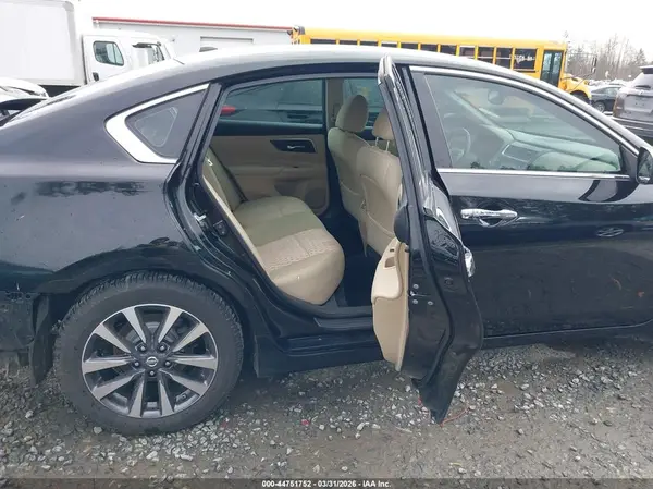 1N4AL3AP7HC295669 2017 NISSAN ALTIMA - Image 8