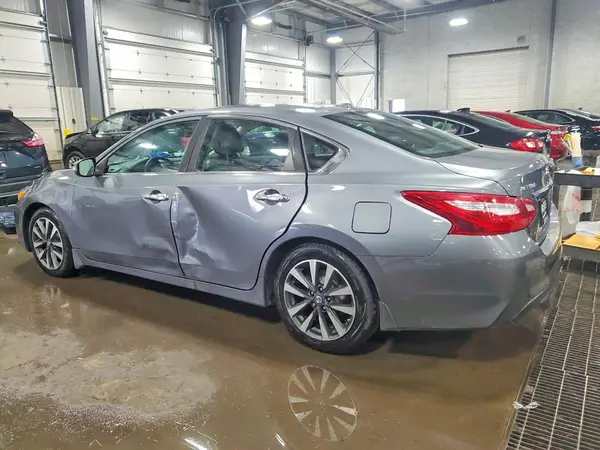 1N4AL3AP7HC472477 2017 NISSAN ALTIMA - Image 2
