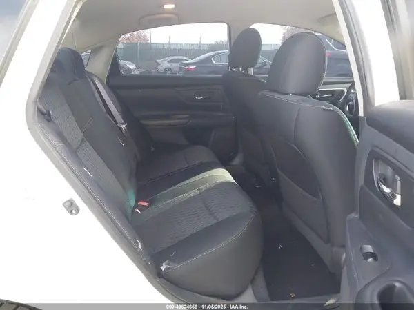 1N4AL3AP7HC472799 2017 NISSAN ALTIMA - Image 8