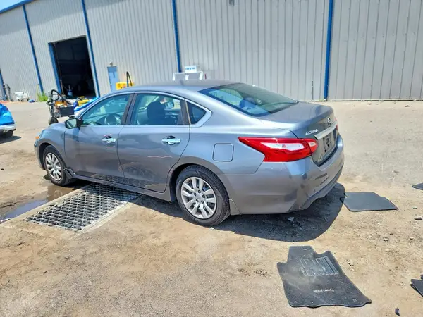 1N4AL3AP7HC473869 2017 NISSAN ALTIMA - Image 2