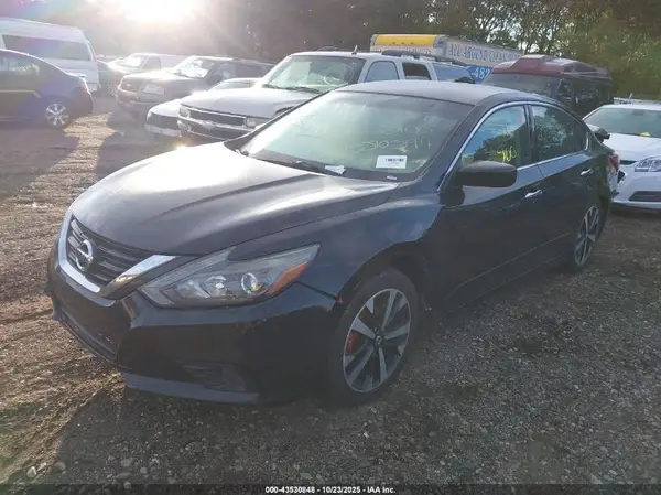 1N4AL3AP7HC480661 2017 NISSAN ALTIMA - Image 2