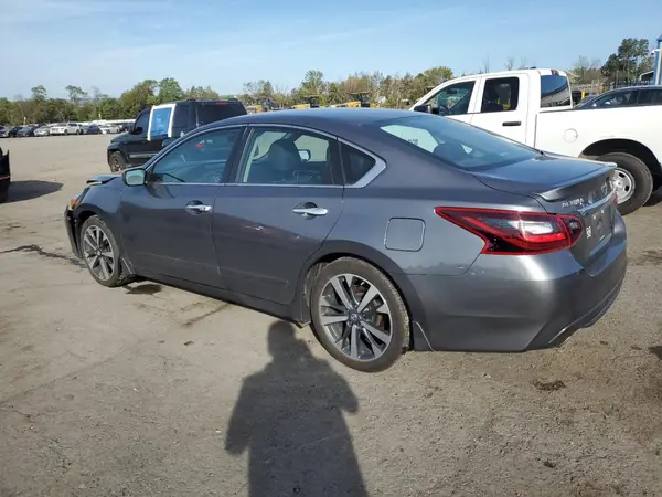 1N4AL3AP7HC484368 2017 NISSAN ALTIMA - Image 2