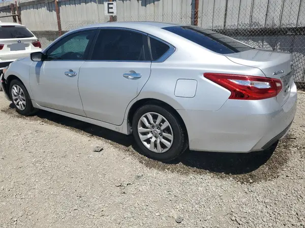 1N4AL3AP7HC486458 2017 NISSAN ALTIMA - Image 2