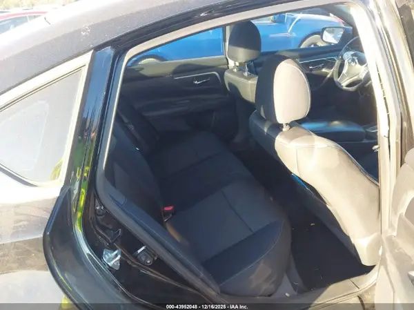 1N4AL3AP7HC490171 2017 NISSAN ALTIMA - Image 8