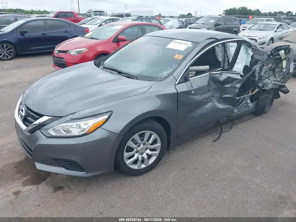 1N4AL3AP7HC490526 2017 NISSAN ALTIMA - Image 2