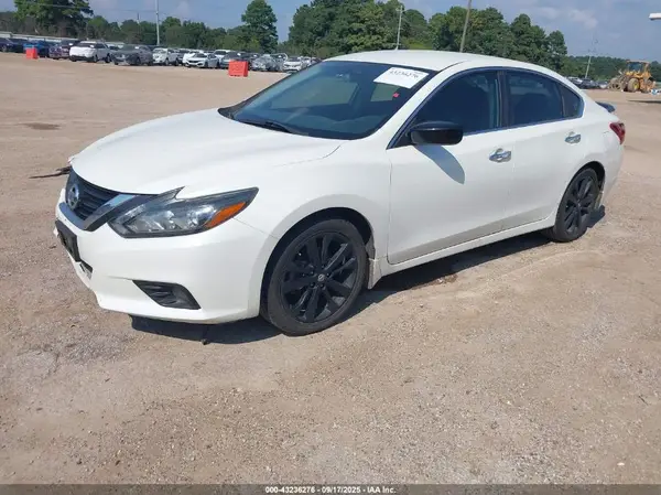 1N4AL3AP7HC490753 2017 NISSAN ALTIMA - Image 2
