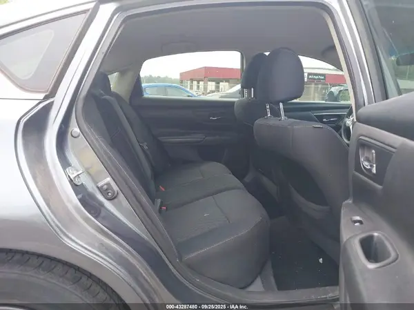 1N4AL3AP7HC491532 2017 NISSAN ALTIMA - Image 8