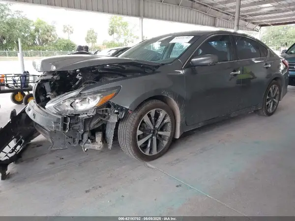 1N4AL3AP7HC492566 2017 NISSAN ALTIMA - Image 2